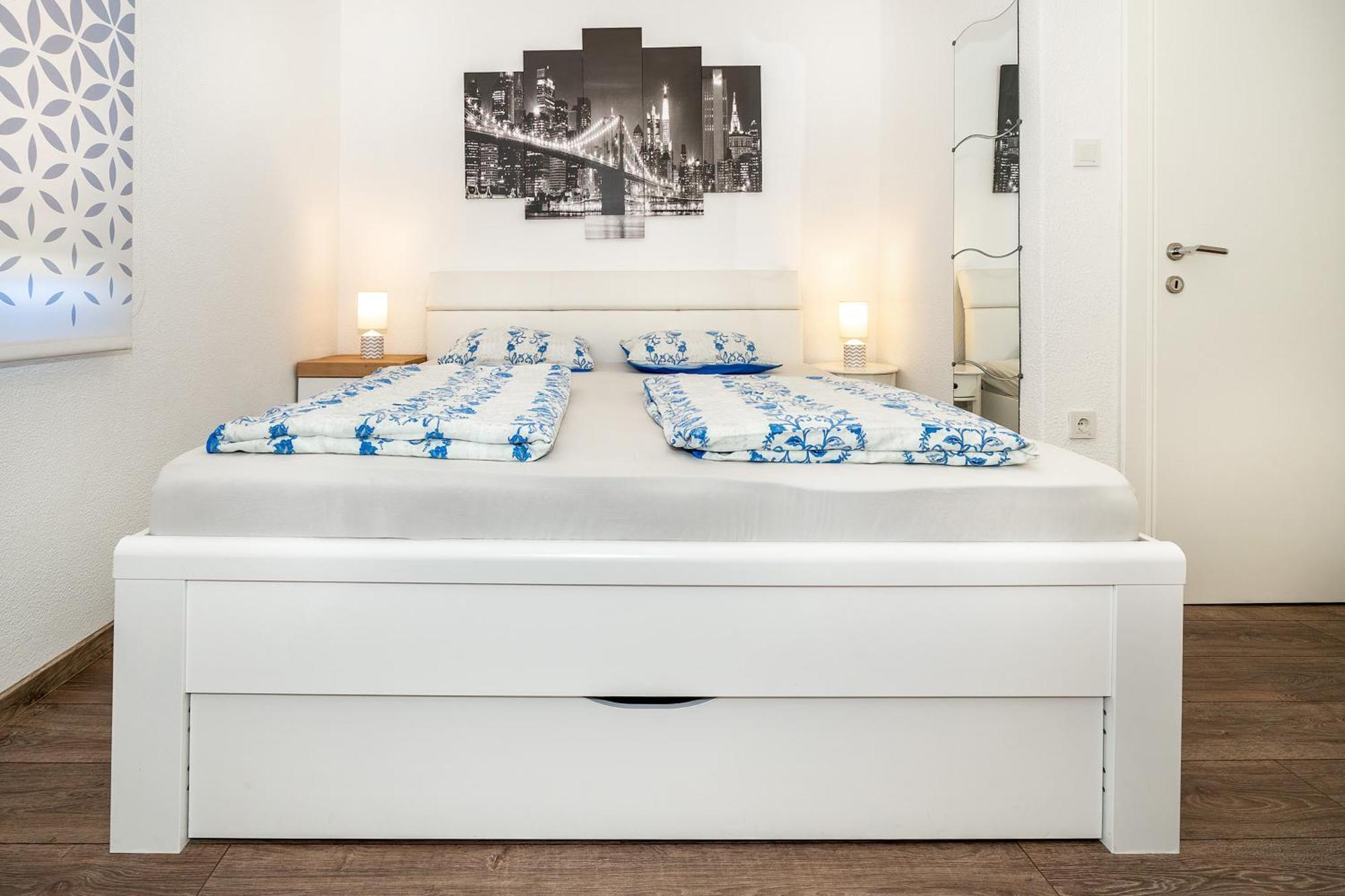 Apartments Dujmovic With Terrace Baska  Ngoại thất bức ảnh